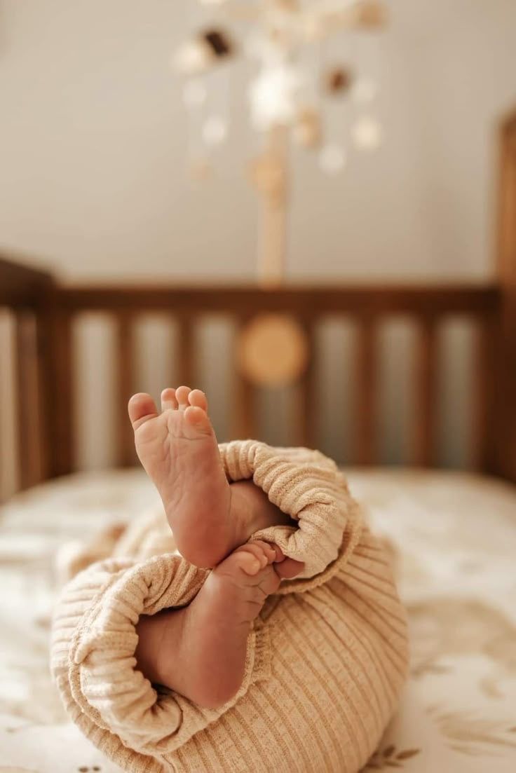 Newborn baby feet detail photography